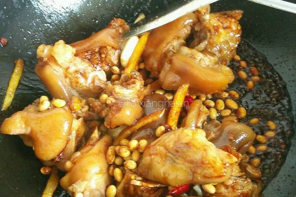 黄豆闷猪蹄的做法图解5