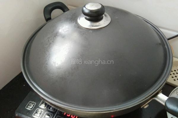 野生鲤鱼炖茶油的做法图解5