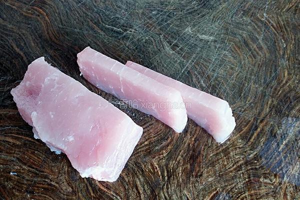 豌豆米炒肉丁的做法图解3