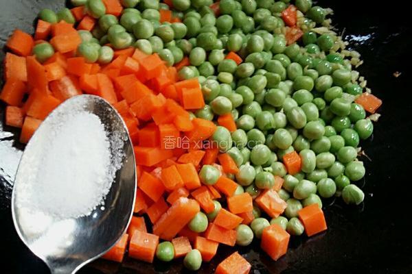 豌豆米炒肉丁的做法图解14