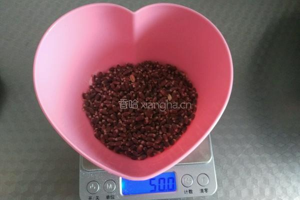 黑小麦米煮黑豆的做法图解1