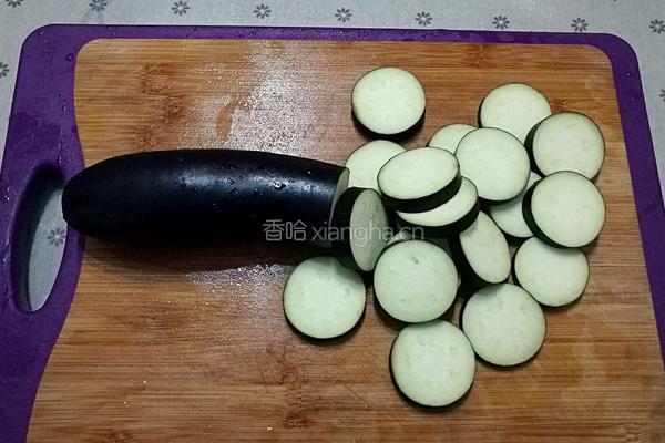 肉末油淋茄片的做法图解1