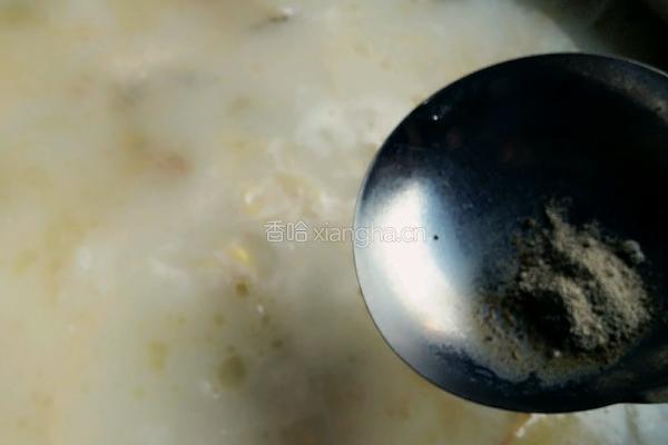 鲫鱼豆芽汤的做法图解14
