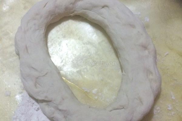皮薄陷大酸菜肉包的做法图解4
