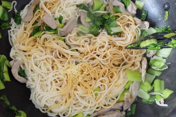 青菜肉丝炒面的做法图解12