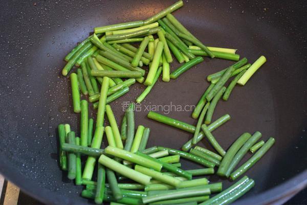 蒜苔土豆条的做法图解6