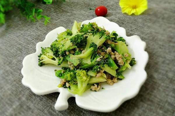西兰花炒肉末的做法图解9