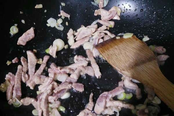 芹菜炒肉的做法图解4