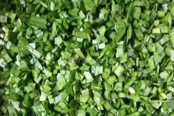 韭菜鸡蛋水饺的做法图解2