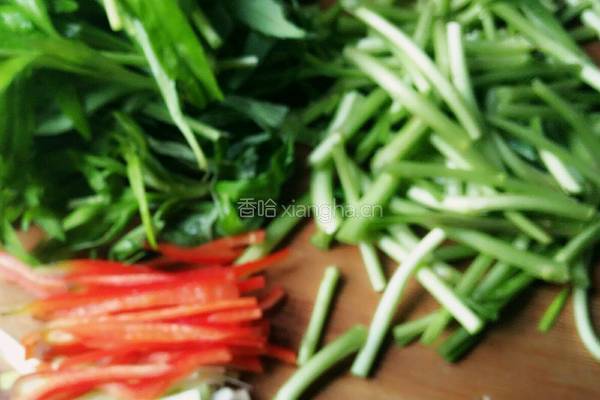 香干炒茼蒿的做法图解3