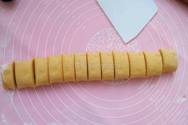 南瓜杂粮小花卷的做法图解9