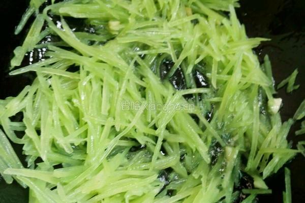 素炒莴笋的做法图解4
