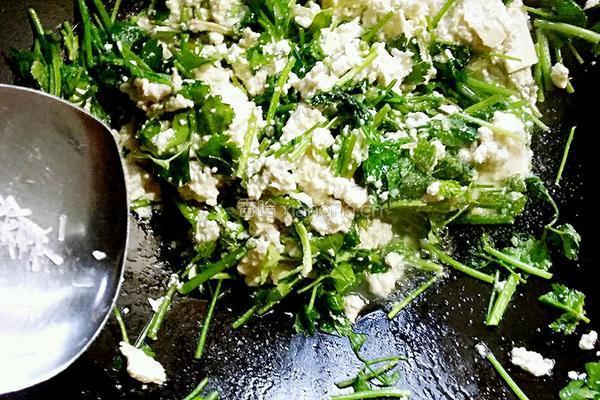 芹菜扒豆腐（家常版）的做法图解10