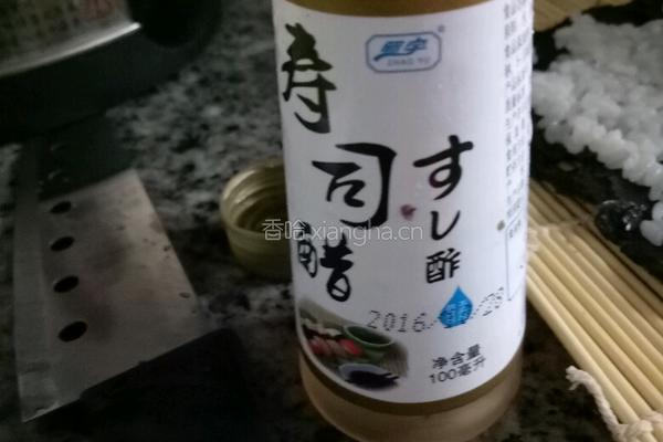 肉松寿司的做法图解2