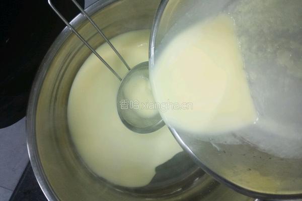 树莓白朱古力慕斯的做法图解6