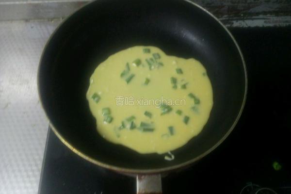 葱香鸡蛋饼的做法图解4