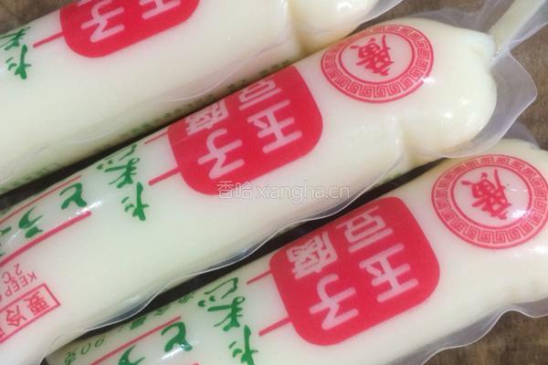 豆腐蒸肉末的做法图解1