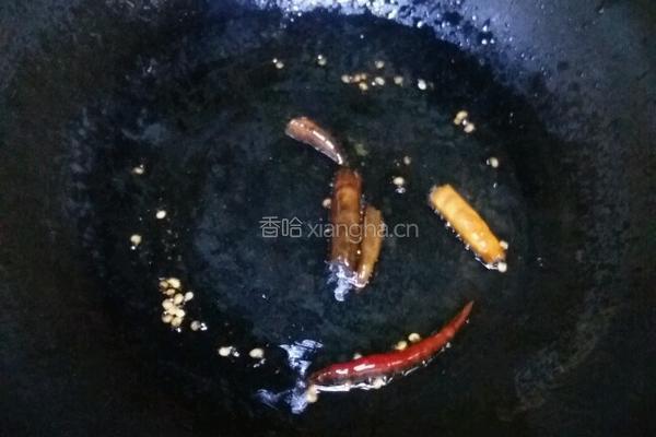 蒜苗炒肉片的做法图解4