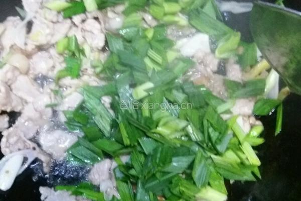 蒜苗炒肉片的做法图解8