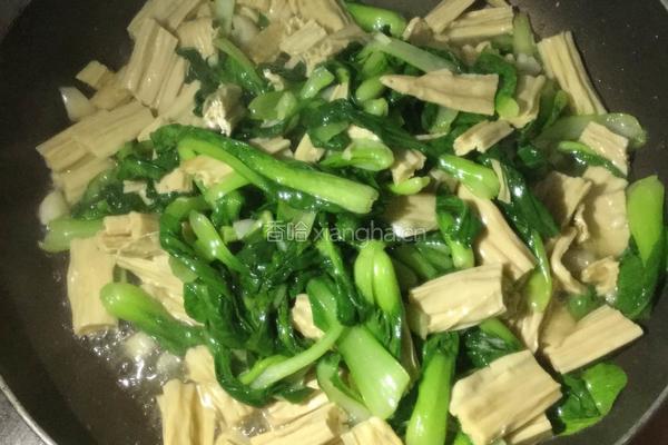 腐竹炒油菜的做法图解7