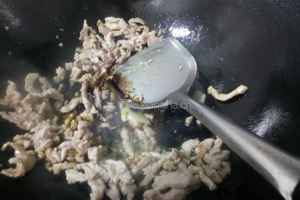 花菜炒肉丝的做法图解5