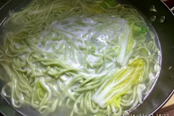 蔬菜面条的做法图解8