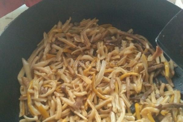 干黄瓜条炒肉的做法图解3