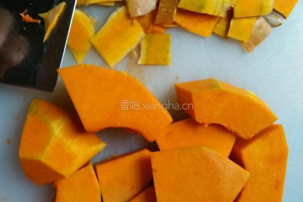 南瓜小米粥的做法图解2