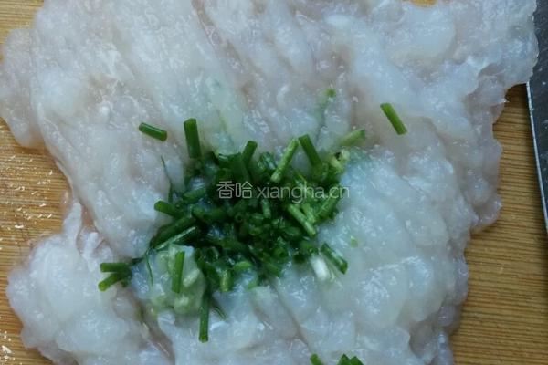 巴沙鱼柳圆的做法图解2