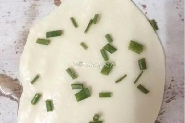 葱油饼的做法图解2