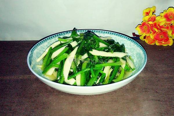 杏鲍菇炒菠菜的做法图解9