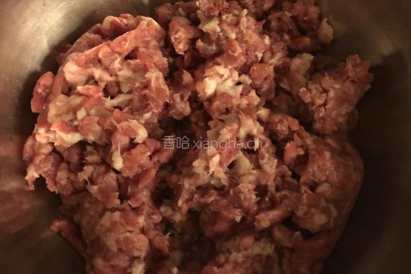 鲜肉荸荠饺子的做法图解3
