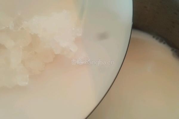 牛奶麦片的做法图解3