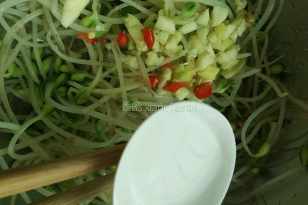 凉拌豆芽的做法图解5