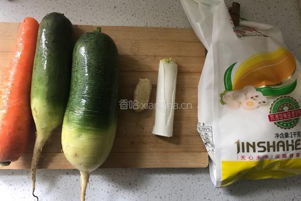 萝卜丸子的做法图解1