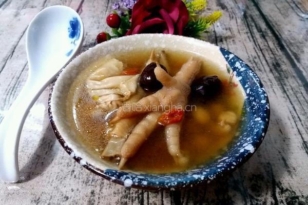 雞腳花生花膠湯的做法图解5