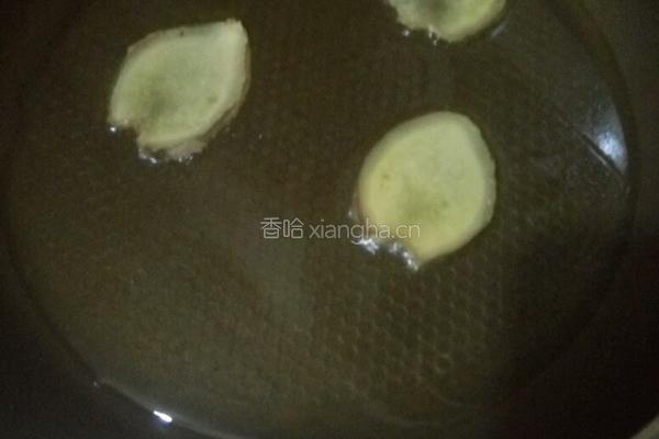 小鲫鱼汤的做法图解3