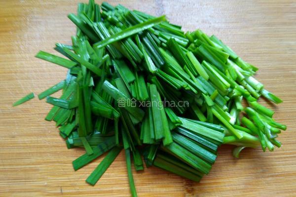 韭菜炒河虾的做法图解2