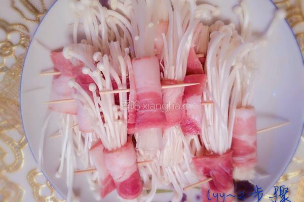 油炸培根肉卷金针菇的做法图解2