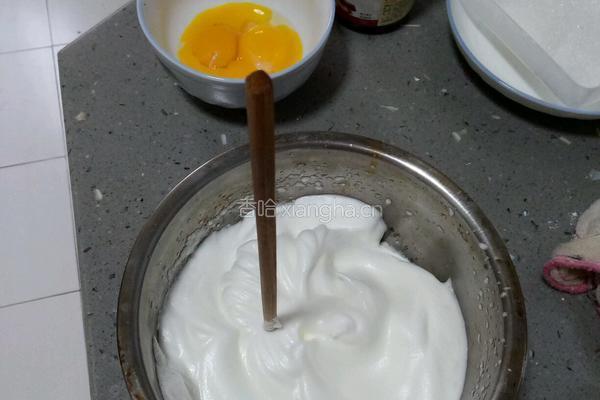 戚风蛋糕的做法图解6