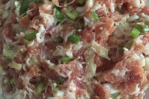 猪肉大葱馄饨的做法图解3