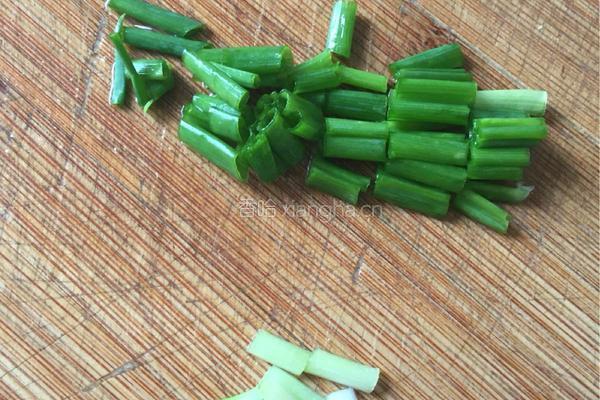 千张丝炒牛肉的做法图解2