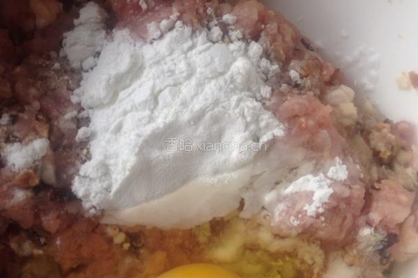 紫菜肉丸的做法图解1
