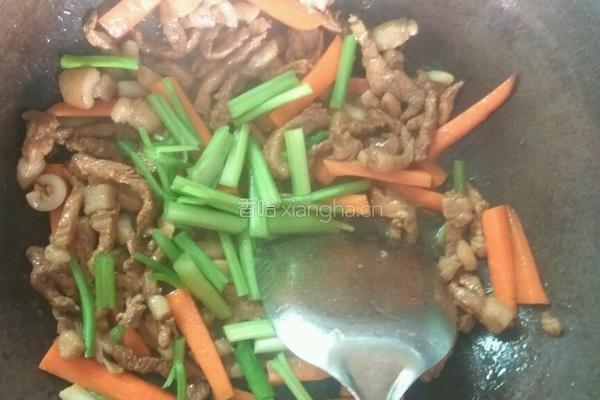 瘦肉炒豆干的做法图解5