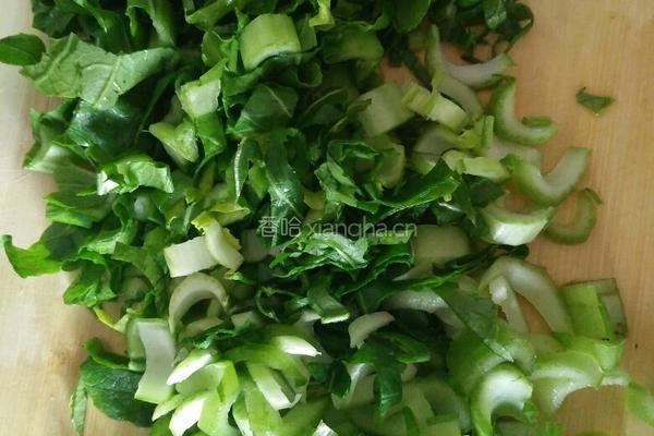 小白菜熬洋芋的做法图解3