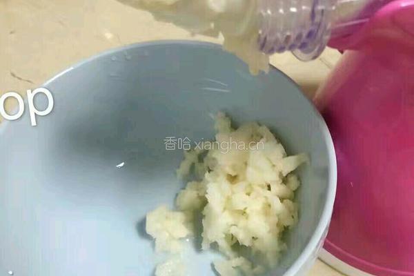 莲藕肉丸的做法图解2