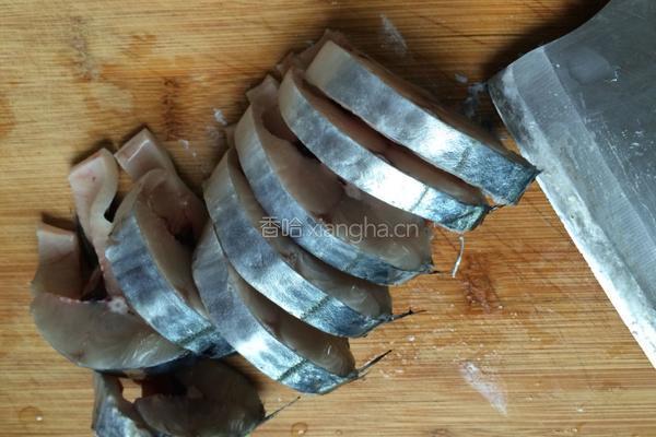 香煎鲅鱼的做法图解3
