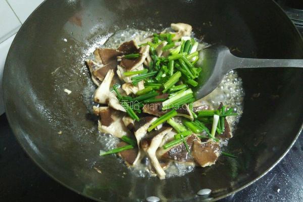 清炒香菇的做法图解5