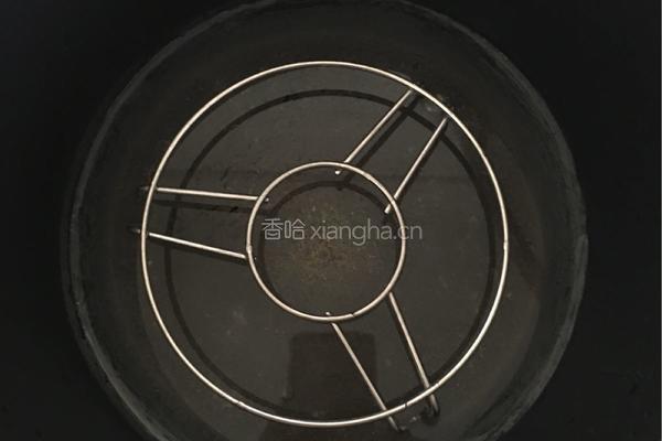 酸萝卜蒸腊肉的做法图解4