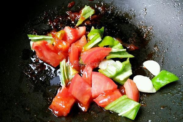  番茄汁烧鸡肉丁的做法图解8